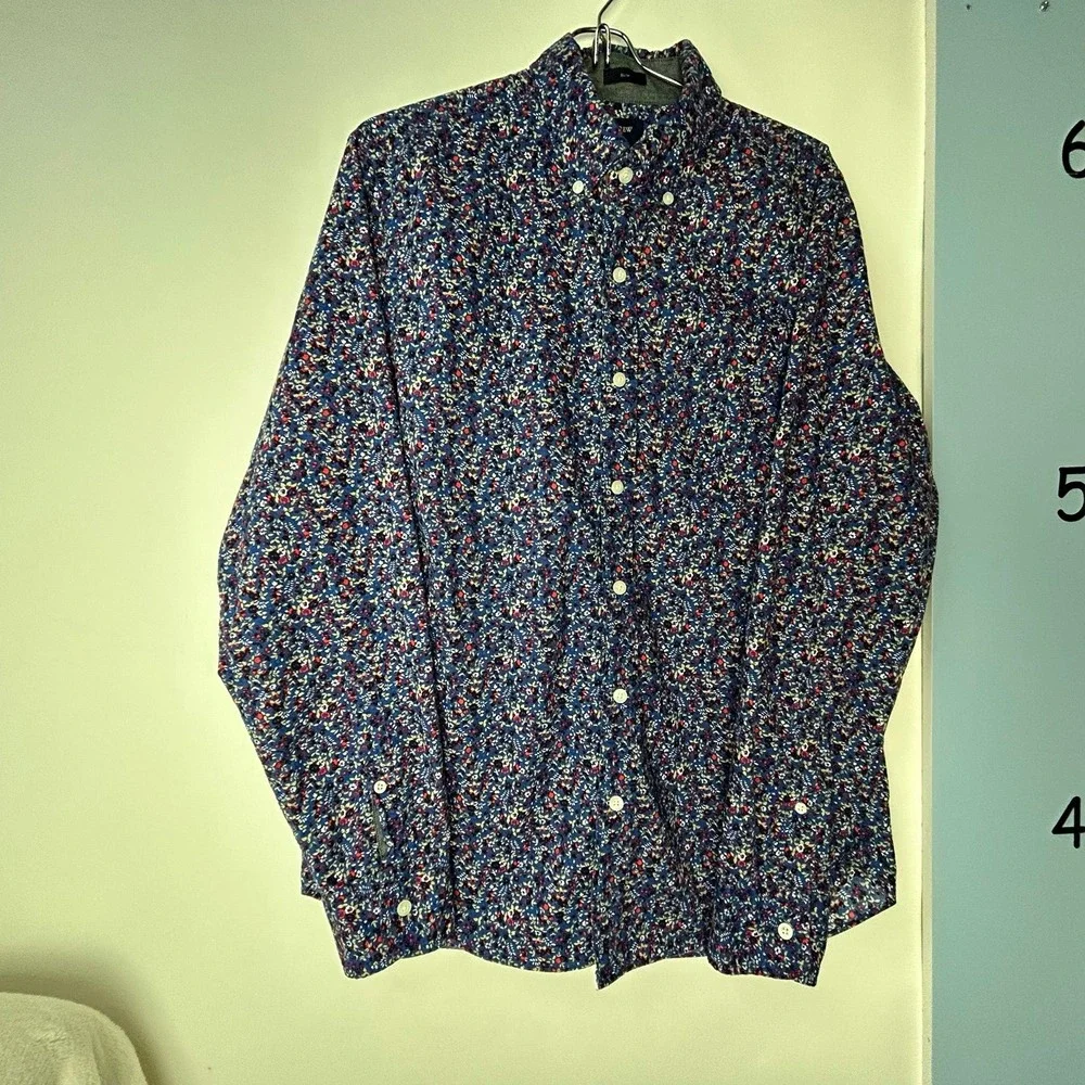 J. Crew Dark Blue Floral Button-down‎ Slim Shirt Men's Medium.
